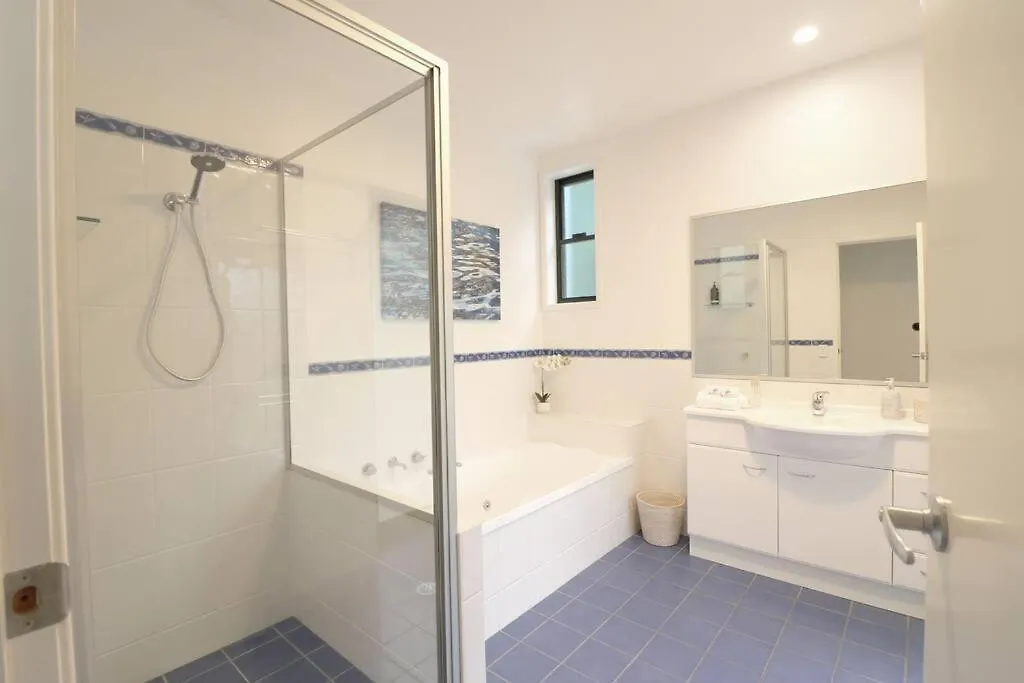 Villa Paradiso - 5 Bed - Beach Access - Pool Tura Beach Holiday home