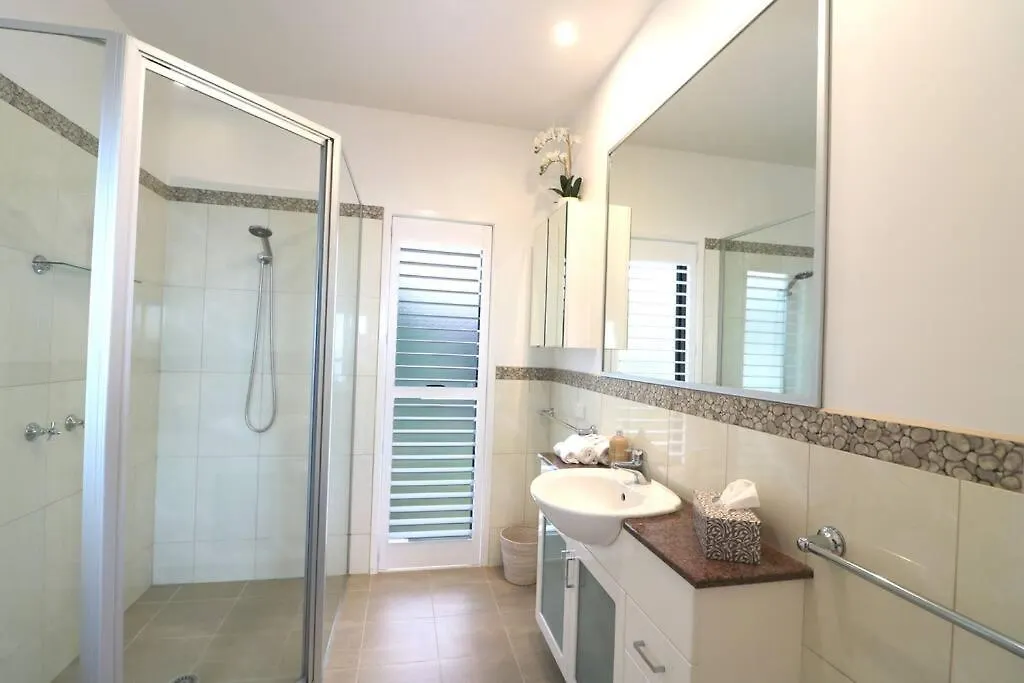 Villa Paradiso - 5 Bed - Beach Access - Pool Tura Beach Australia